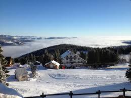 Skilift med panoramaudsigt