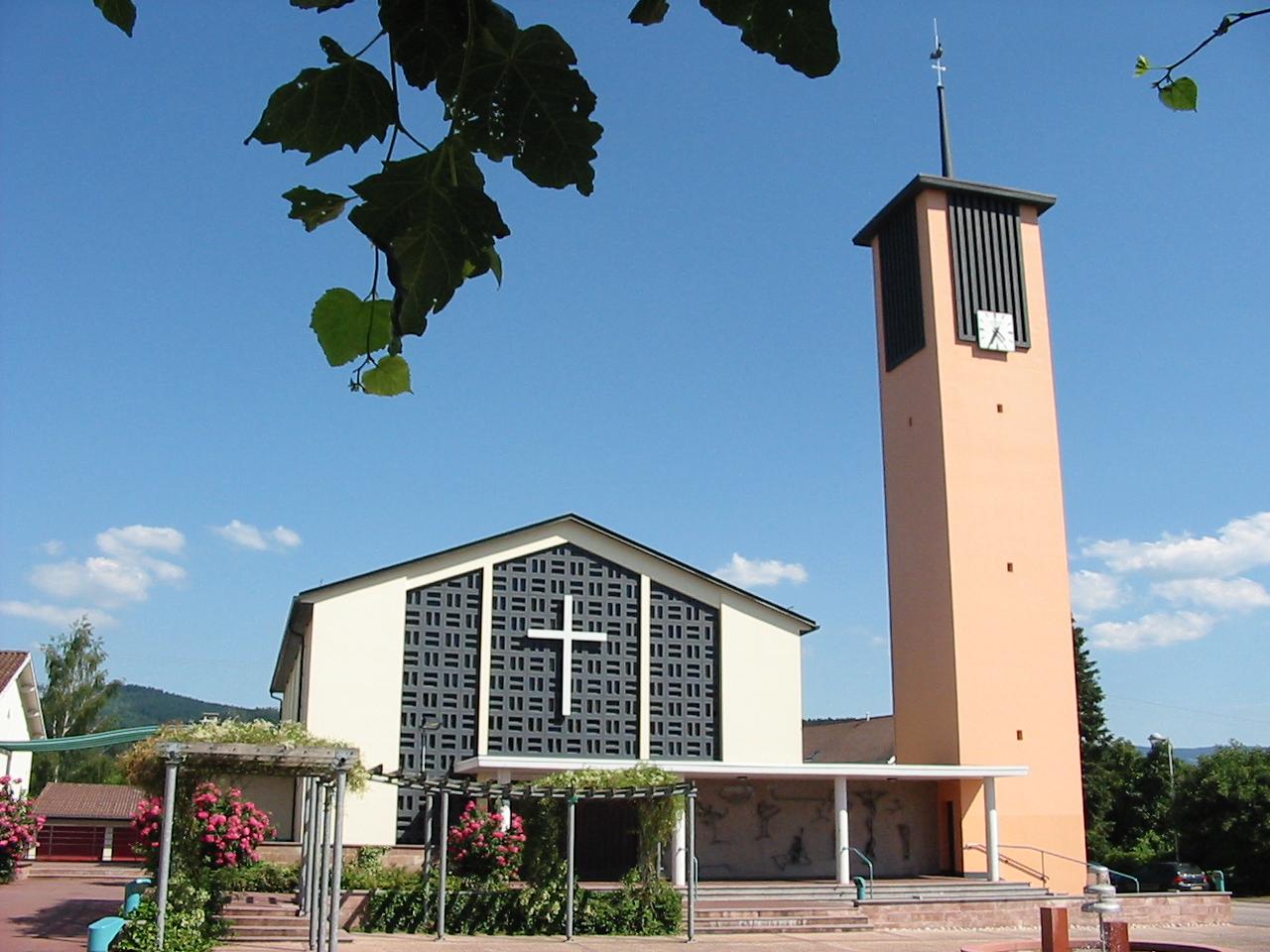 église Saint-Pierre-et-Saint-Léonard de Saint-Léonard