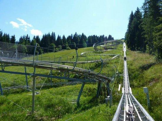 SCHLITTE MOUNTAIN luge sur rail