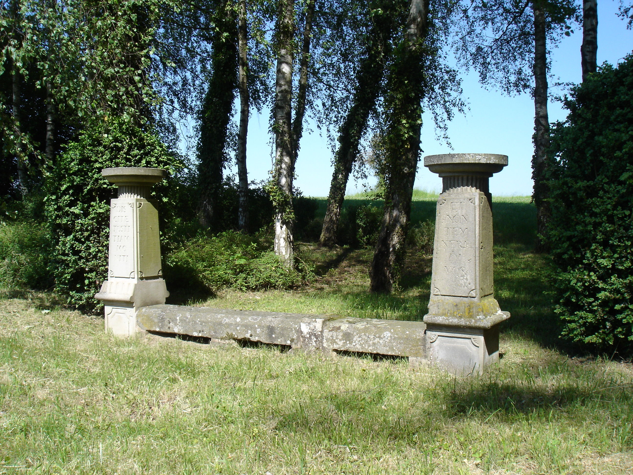 Banc-reposoir napoleonien