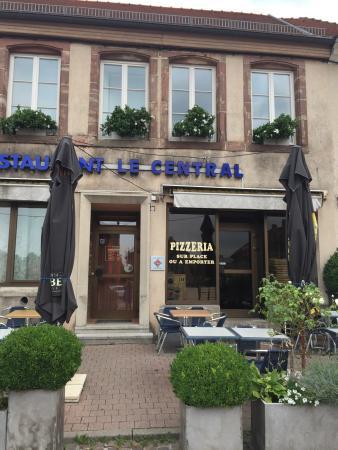 Le Central